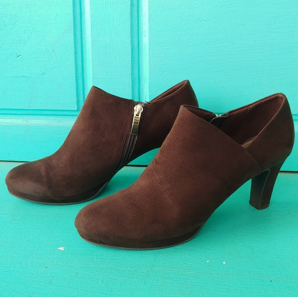 Xappeal Shoes - Xappeal Austen Suede ankle boots size 9